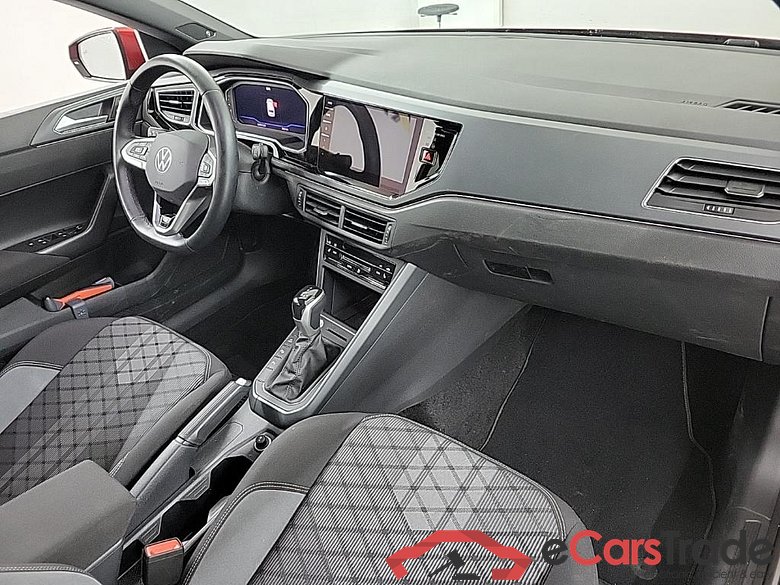 VOLKSWAGEN POLO 1.0 TSI 70kW 7-DSG R-Line Business 5D #6
