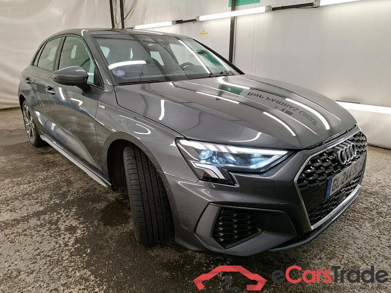 AUDI A3 Sportback / 2020 / 5P / Berline 35 TFSI 150 MHEV S Tronic S Line #4