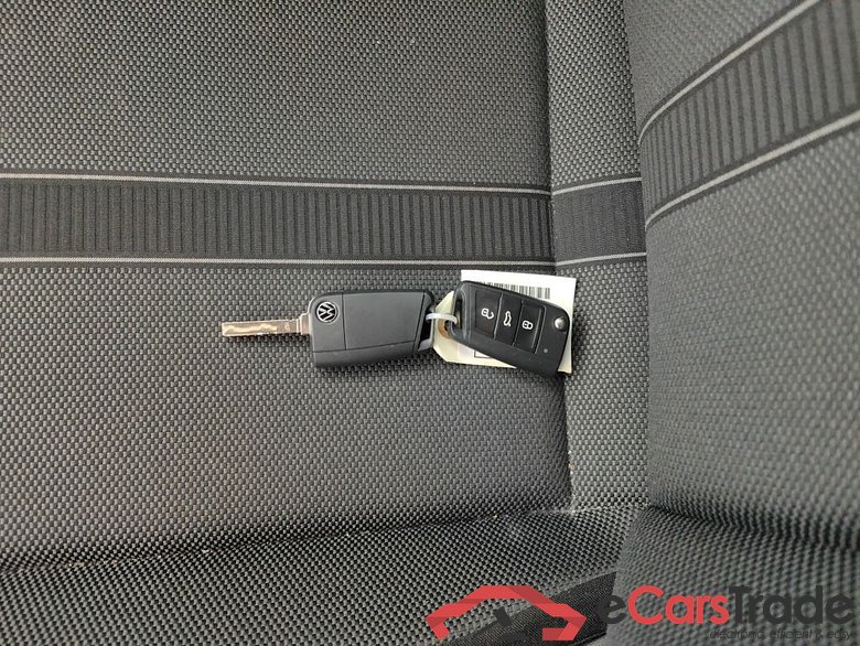 Volkswagen T-Roc 1.5 TSI ACT 110kW Life DSG7 5d #4