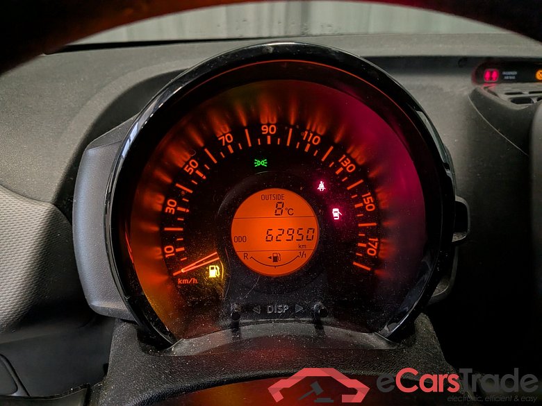 PEUGEOT 108 1.0 e-VTi Active #6