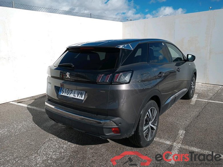 PEUGEOT 3008 Hybrid / 2020 / 5P / todoterreno 225 e-EAT8 Allure (AC2) #2