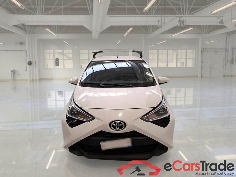 TOYOTA AYGO / 2018 / 5P / BERLINA 1.0 VVT-I X-BUSINESS #6