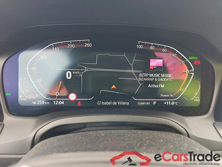 BMW Serie 3 / 2018 / 4P / sedán 318d Auto. #4