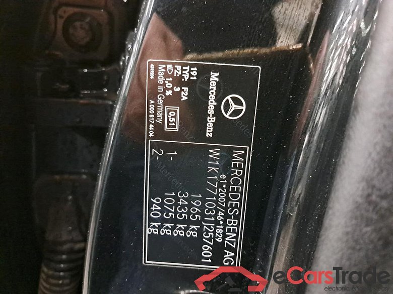 MERCEDES - MER A BERLINE 180 d 116PK 7G-DCT Advantage Style Pack Driving Assistance & Towing Hook #6