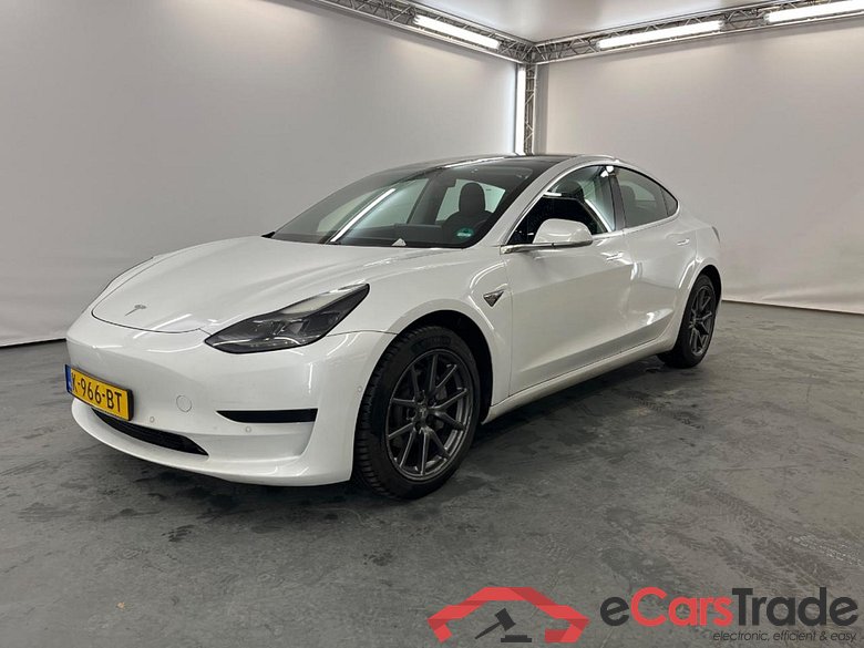Tesla Model 3 Standard RWD Plus 60 kWh #1