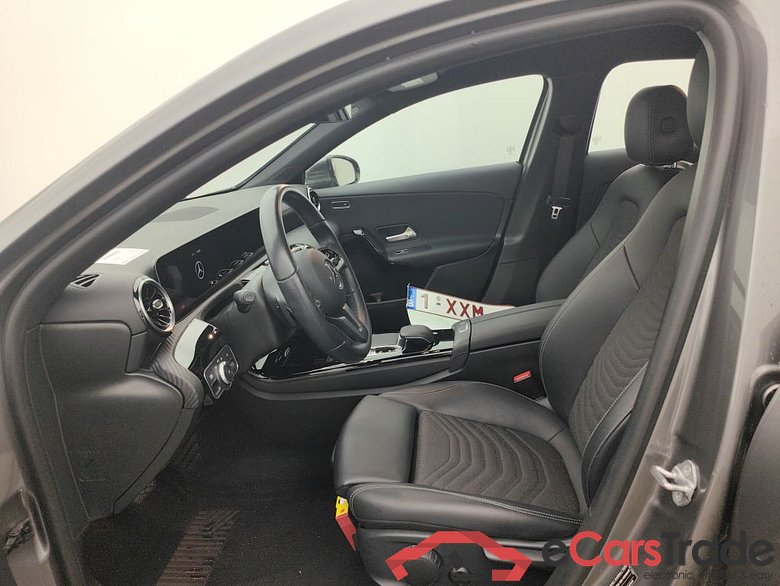 Mercedes-Benz A-Klasse Limousine A 180 d DCT Business Solution 4d #3