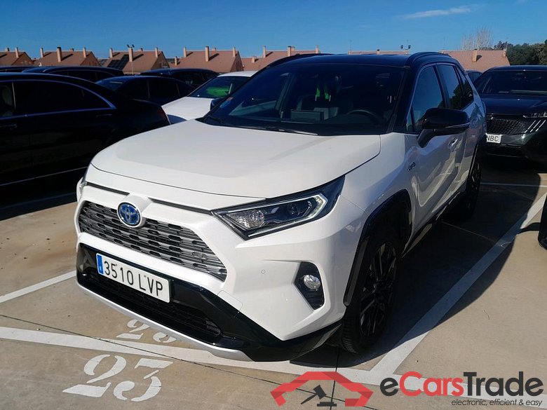 TOYOTA Rav4 / 2018 / 5P / todoterreno 2.5l 220H Style 4WD #1