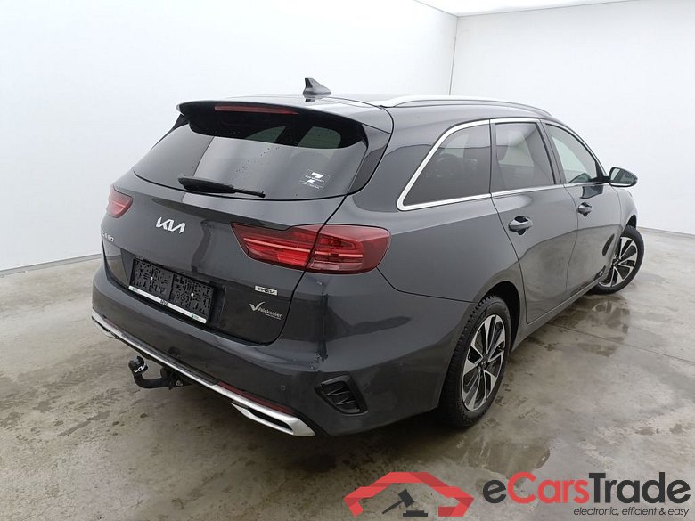 KIA cee'd Sportswagon Business Line 1.6 GDi PHEV DCT 5d #2
