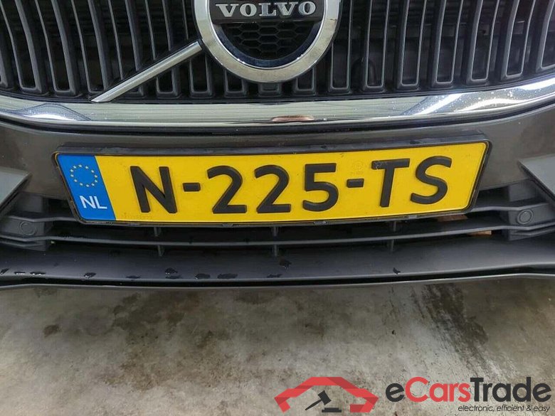 VOLVO V60 2.0 B3 Mom. Adv. #4