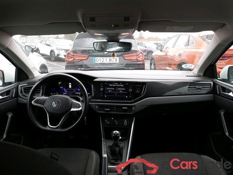 VOLKSWAGEN Polo / 2021 / 5P / berlina con portón Life 1.0 TSI 70kW (95CV) #3