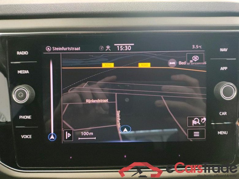 VOLKSWAGEN T-Roc 81 kW #2