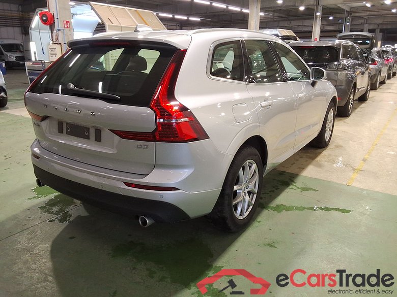 VOLVO XC60 DIESEL - 2017 2.0 D3 Momentum Pro AdBlue #4
