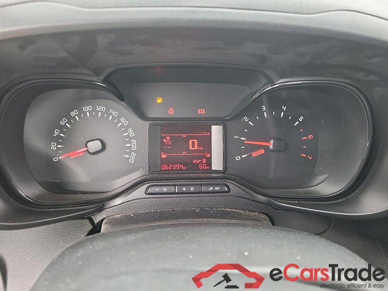 CITROEN Berlingo / 2018 / 3P / furgón derivado de turismo Talla M BlueHDi 100 CONTROL #4