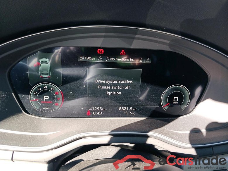 AUDI A5 / 2019 / 5P / berlina con portón 35 TFSI S tronic Sportback #4