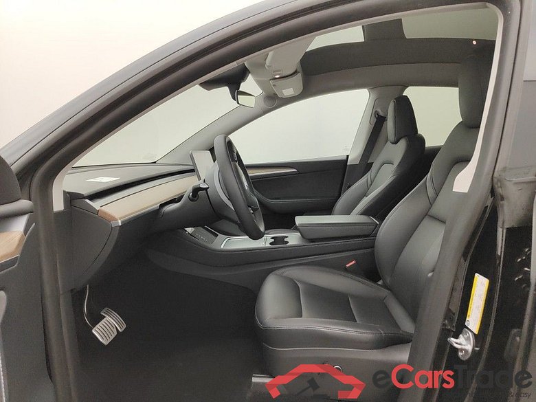 TESLA MODEL Y 72.5 kWh Dual Motor Performance (377 kW) 5d #3