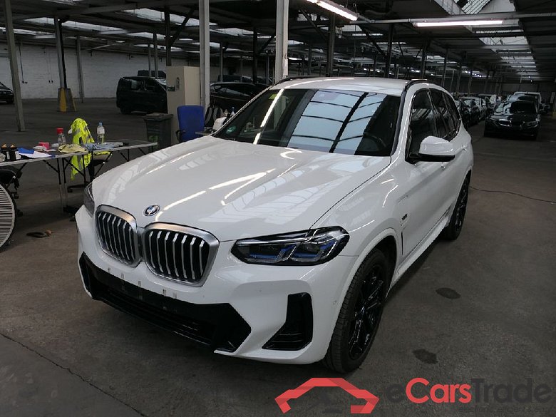Baureihe X3 xDrive 30 e M Sport 2.0 215KW AT8 E6d