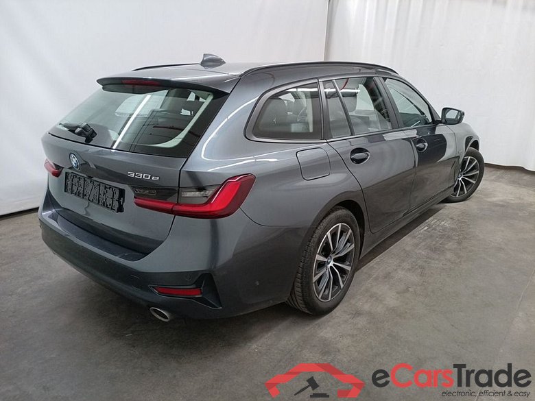 BMW 3 Reeks Touring 330e (215 kW) 5d #2