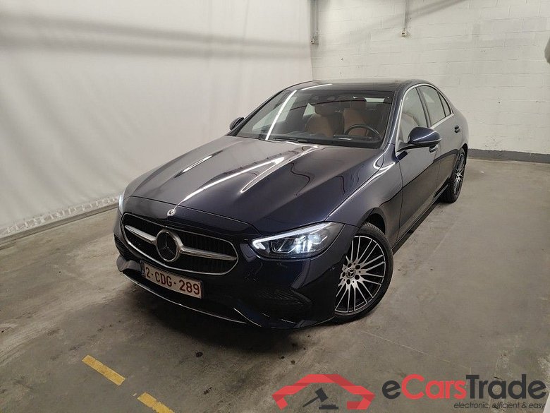 Mercedes-Benz C-Klasse Berline C 180 Luxury Line 4d