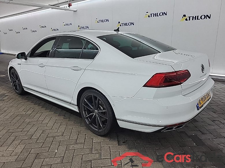 VOLKSWAGEN PASSAT 1.5 TSI 7-DSG R-Line Business+ 4D 110kW #4
