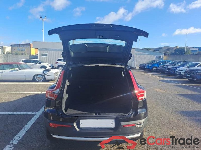 VOLVO XC40 / 2021 / 5P / SUV T5 RECHARGE PLUG-IN AUTO CORE #5