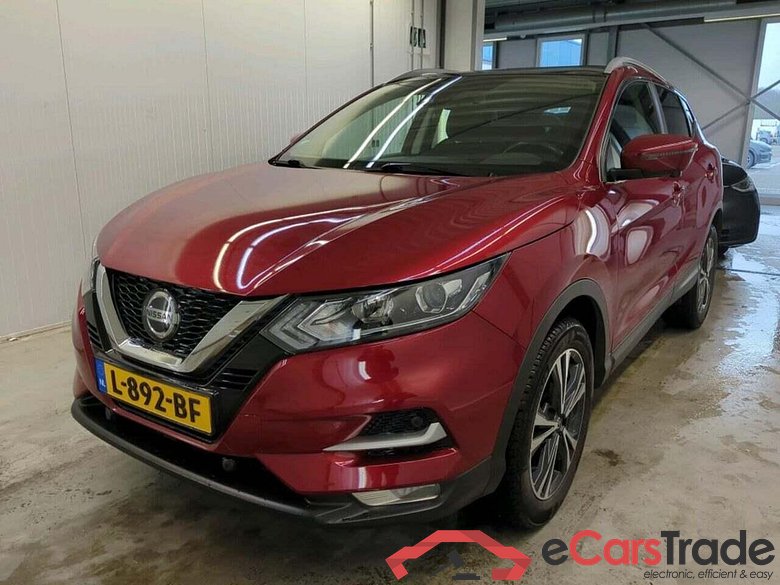 NISSAN Qashqai 1.3 DIG-T Design Ed. #1