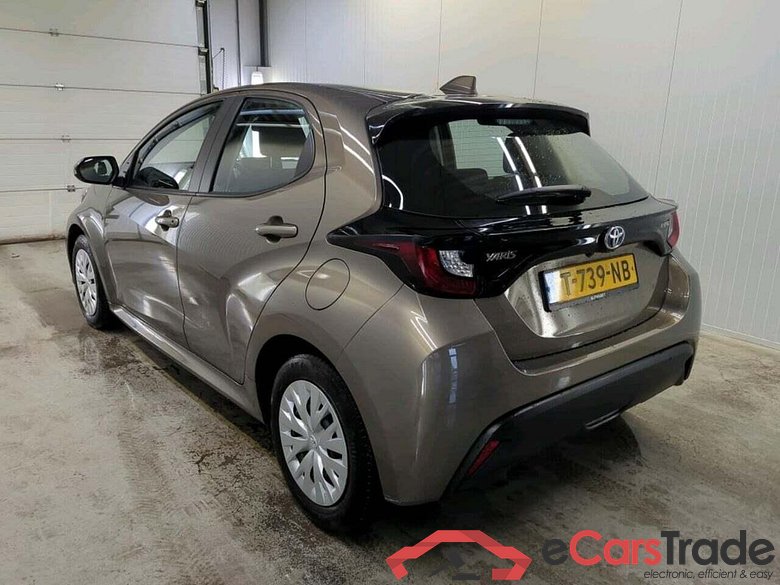 TOYOTA Yaris 1.5 Hyb. Active #6