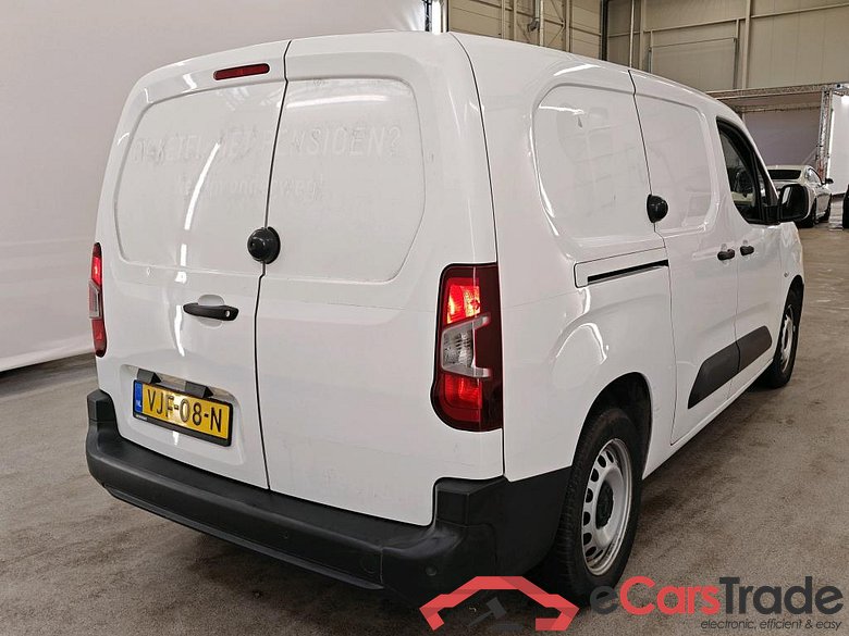 Opel Combo L2H1 1.5D 75kW S/S Edition 2.4T 4d #2