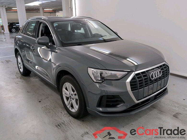 AUDI Q3 1.4 45 TFSI E S TRONIC #2