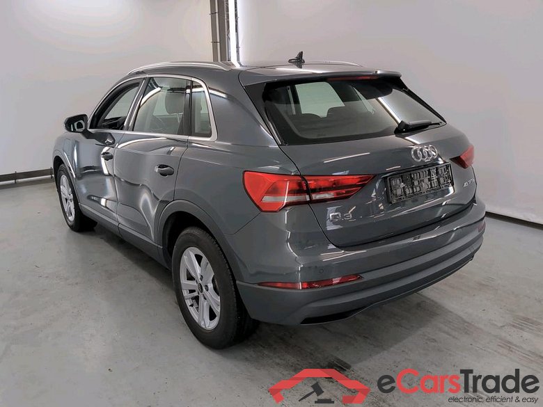 AUDI Q3 1.4 45 TFSI E S TRONIC #3