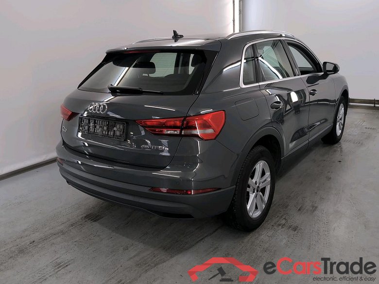 AUDI Q3 1.4 45 TFSI E S TRONIC #4