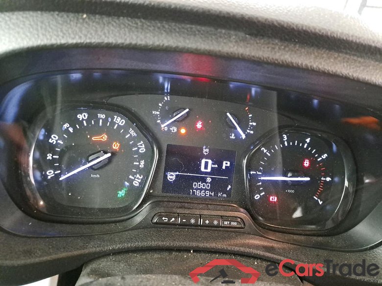 OPEL Vivaro Cabine Approfondie20194PFourgon tole 20 Diesel 120 auto L2 CA Pack Busin #6