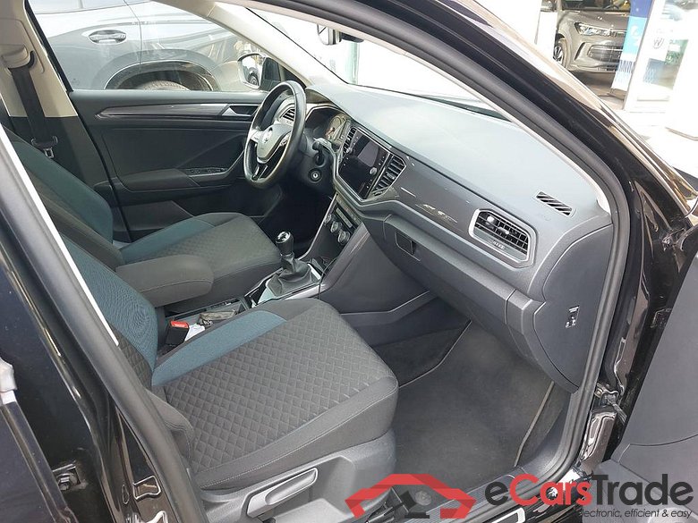 VOLKSWAGEN T-Roc T-Roc IQ.Drive TSI 1.0 OPF 85 kW (115 ch) 6 vitesses manuel #5