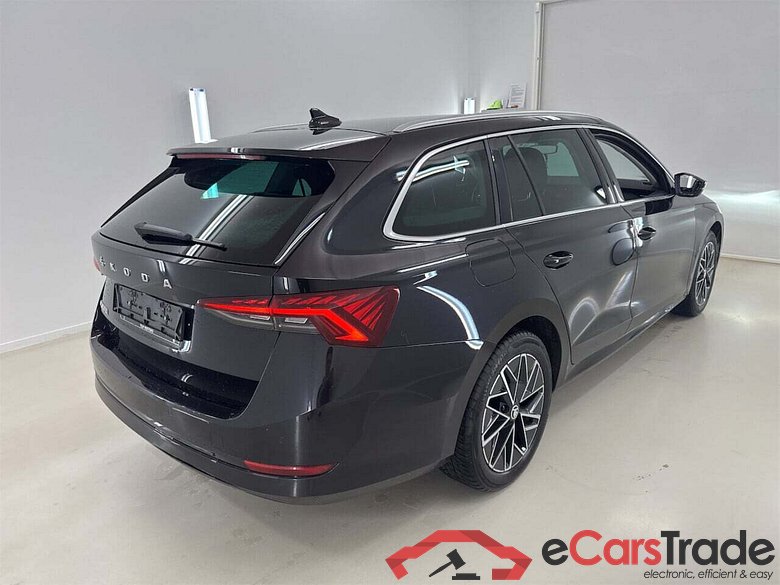 SKODA OCTAVIA COMBI 1.5 TSI AMBITION #2