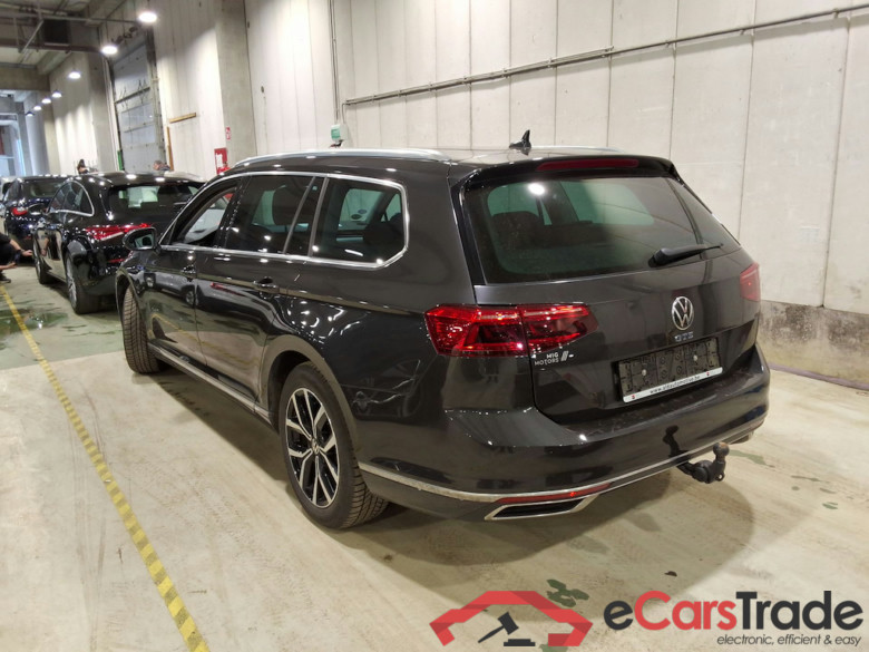 VOLKSWAGEN PASSAT VARIANT 1.4 TSI MSQ VARIANT GTE BUSINESS #2