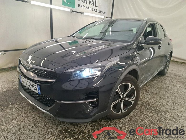 KIA XCeed / 2019 / 5P / Crossover 1.6 GDI ISG ISG PHEV ACTIVE BUS DCT6 #1
