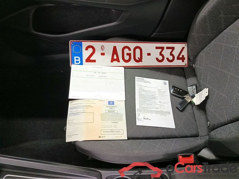 Volkswagen Golf Variant VIII 2.0 TDI 85kW DSG Life 5d #4