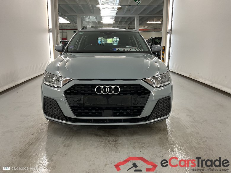 AUDI A1 1.0 25 TFSI ATTRACTION #2