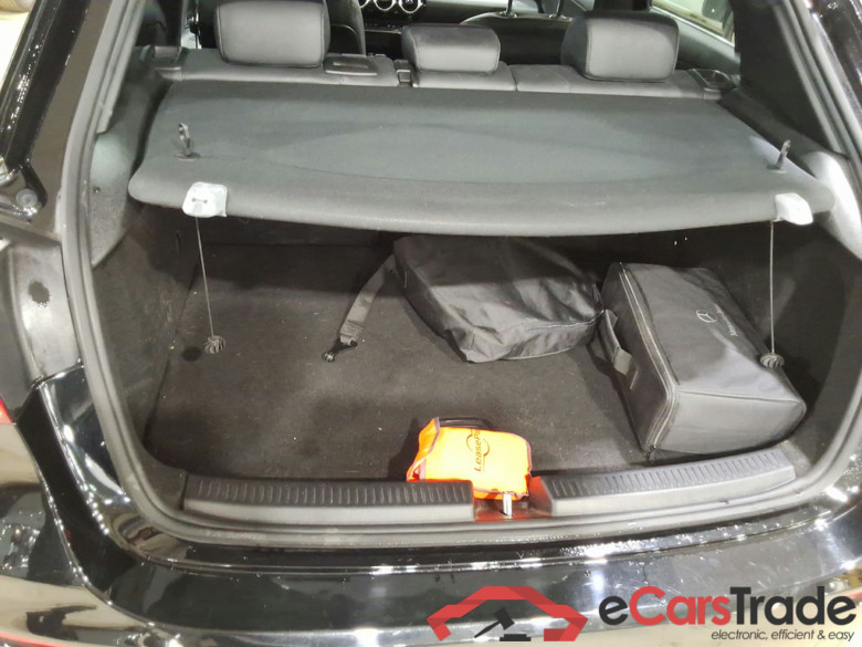 MERCEDES-BENZ A-CLASS 1.3 A 250 E BUSINESS LINE DCT #3