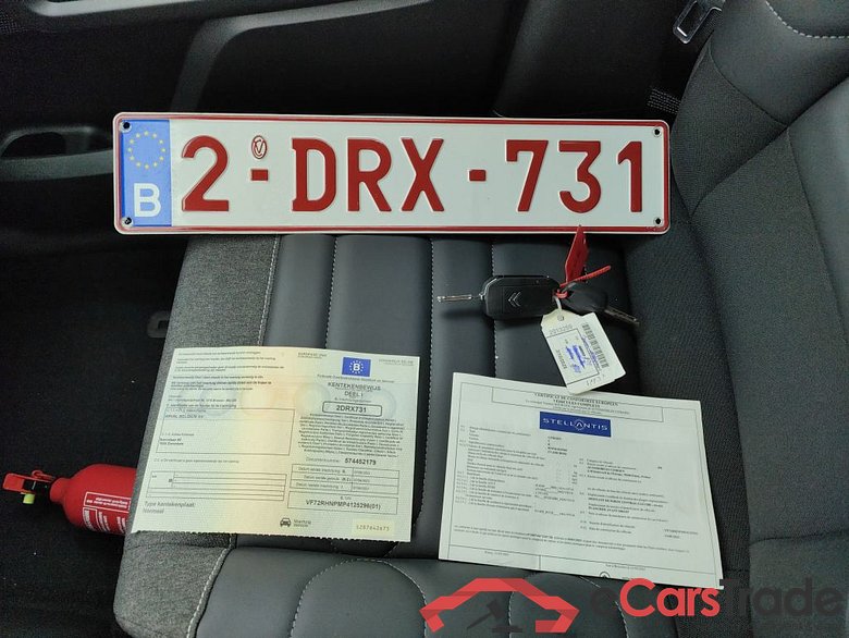 Citroën C3 Aircross 1.2 PureTech 110 S&S MAN6 Shine 5d #4