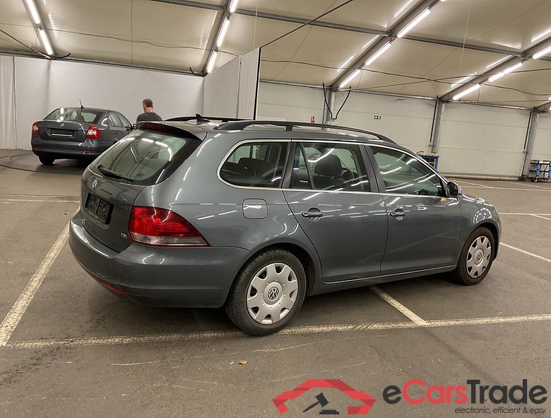 VOLKSWAGEN Golf Variant VI Golf Wagon Highline 1.6 l TDI 77 kW (105 PS) 5-speed #2