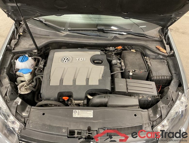 VOLKSWAGEN Golf Variant VI Golf Wagon Highline 1.6 l TDI 77 kW (105 PS) 5-speed #4