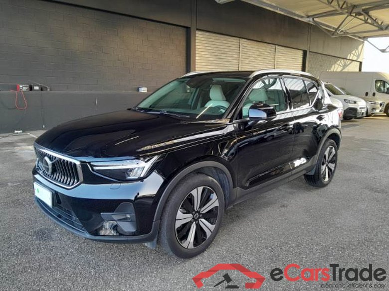 VOLVO XC40 / 2021 / 5P / SUV T4 RECHARGE PLUG-IN AUTO ULTIMATE BRIGHT