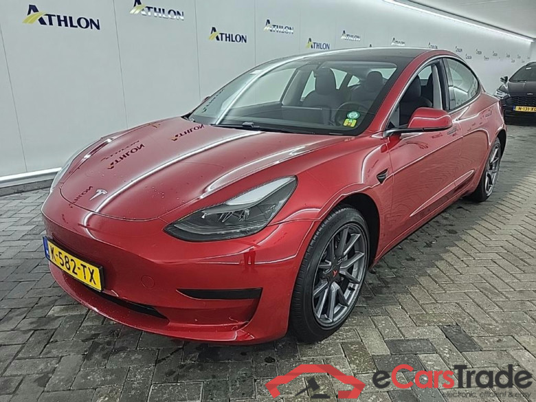 Tesla Model 3 Standard Range Plus RWD 4D 225kW