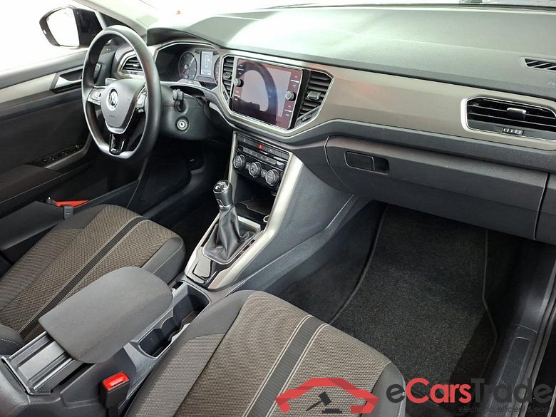 VOLKSWAGEN T-Roc 1.0 TSI 81kW Style 5D #6