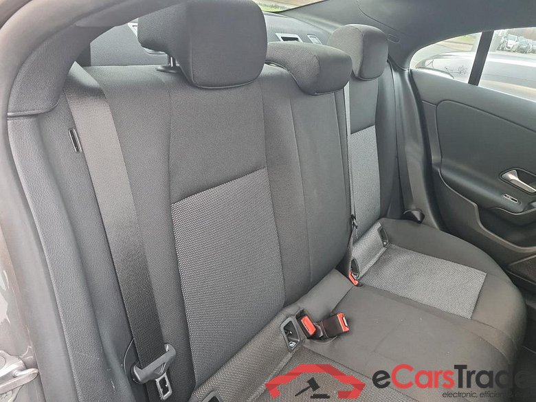 MERCEDES-BENZ CLA - Klasse 1.3 CLA 180 BUSINESS SOLUTION #6