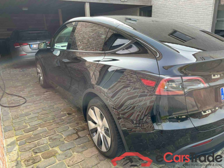 TESLA Model Y 72.5 kWh Dual Motor Performance (377 kW) #2