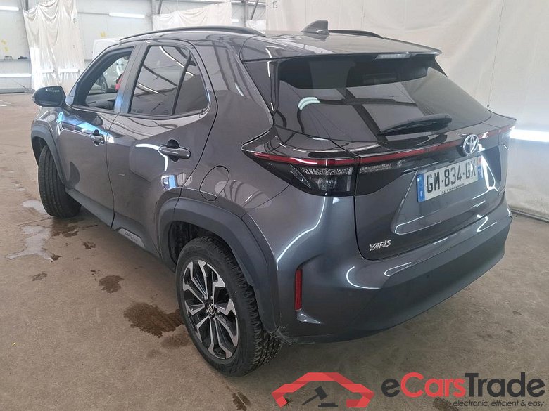 TOYOTA Yaris Cross Hybride / 2021 / 5P / SUV 1.5 HYBRID 116H DESIGN AUTO #2