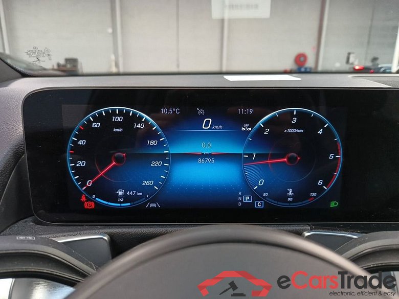 Mercedes-Benz GLB GLB 200 d Business Line 5d #6