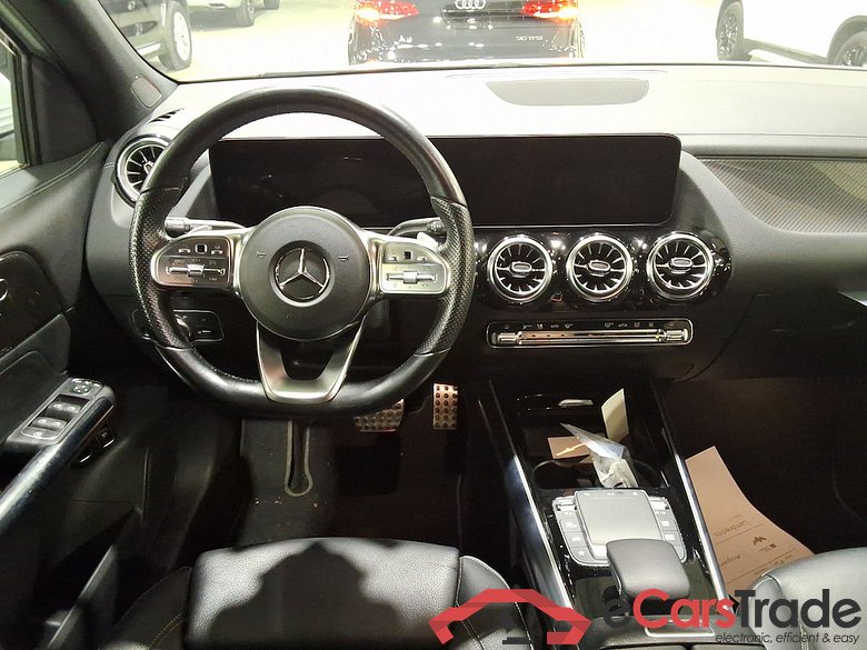 MERCEDES-BENZ GLA 1.3 GLA 250 E DCT AMG LINE #6