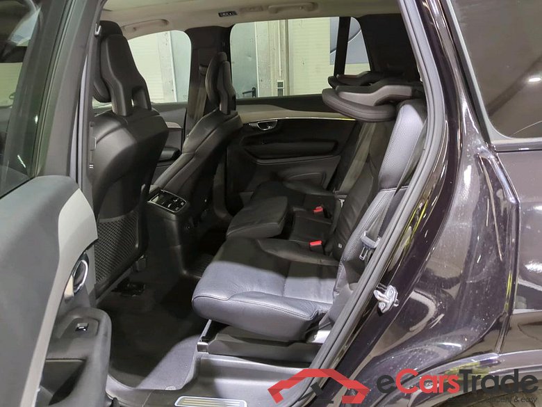 XC90 R Design Expression Recharge Plug-In Hybrid AWD 2.0 T8 Twin Engine 288KW AT8 7 Sitzer E6d #6